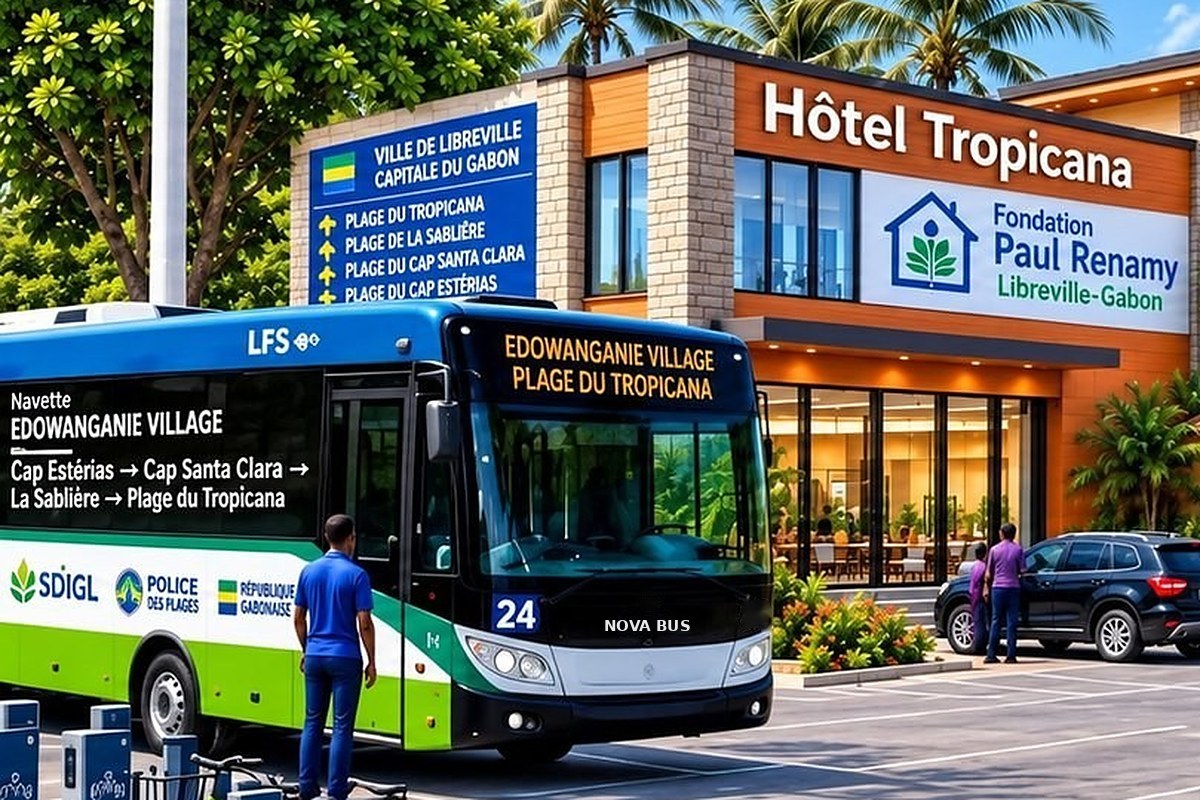 Entrée réaménagée de l'Hôtel Tropicana — enseigne de la Fondation Paul Renamy, navette Edowanganie Village, signalétique municipale et stationnement vélo